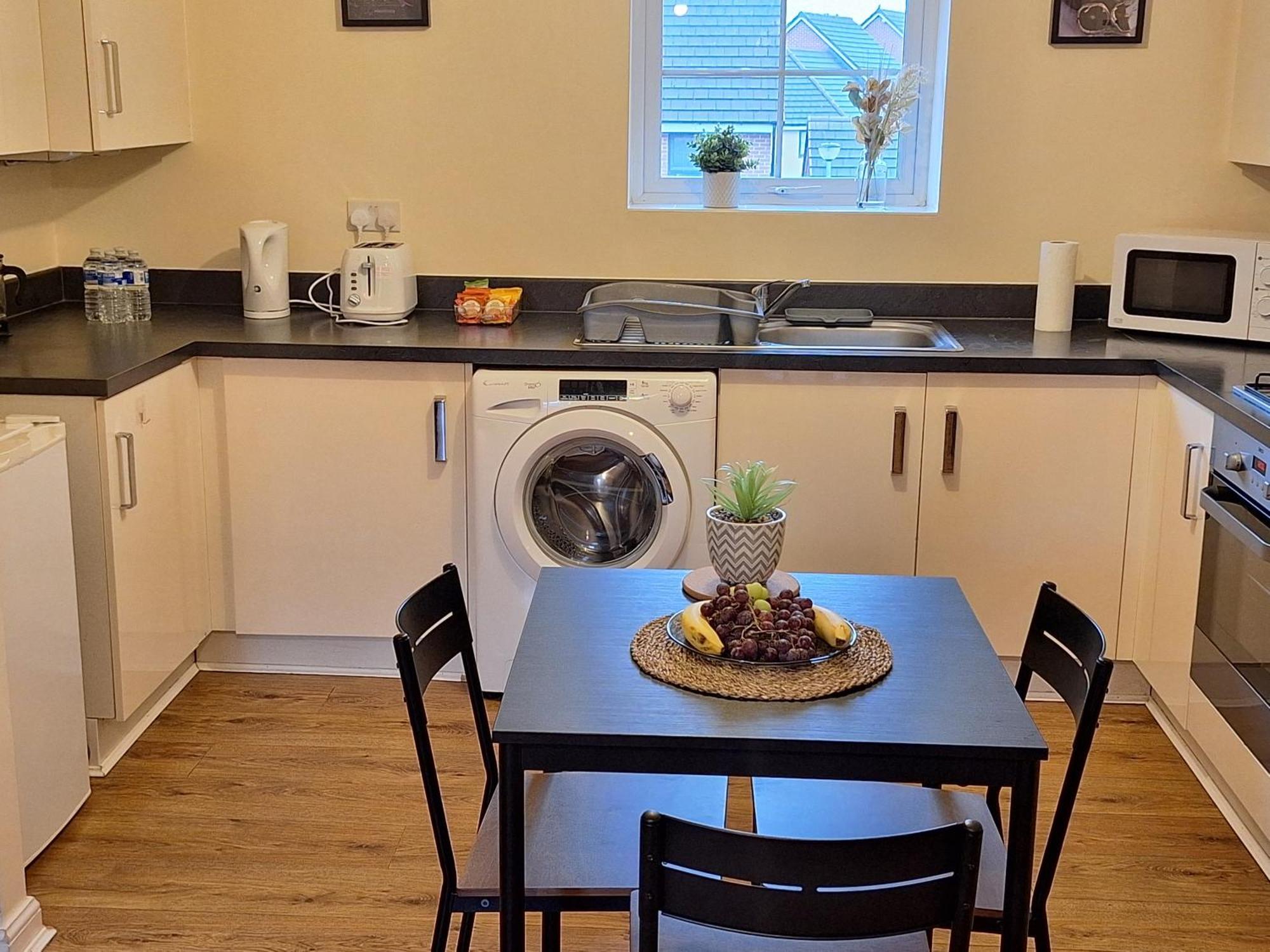 Two Bedroom Semi-detached Modern House In Apartment